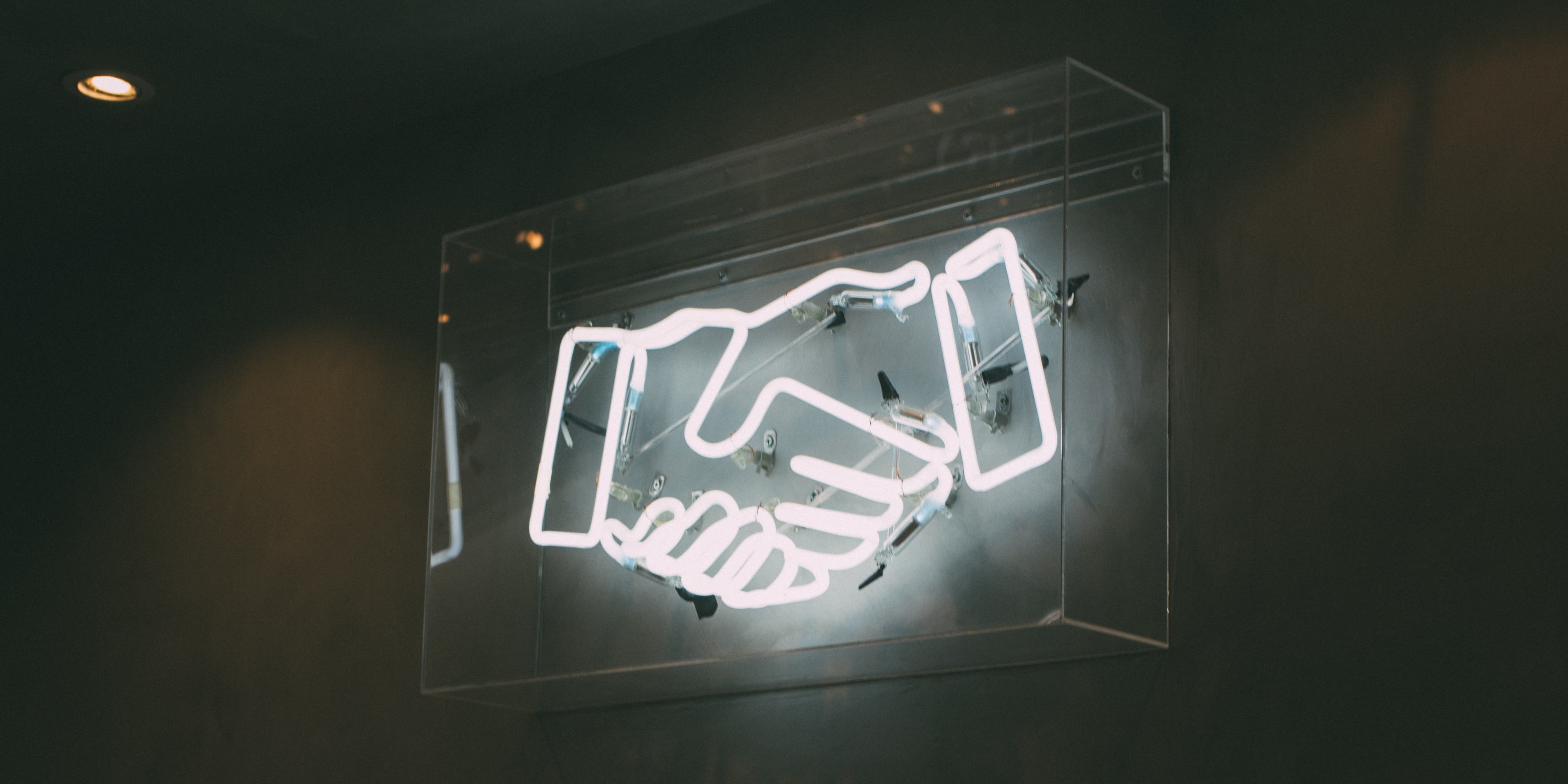 Handshake. Wrap up your deal with potential customers. Photo by @charlesdeluvio via Unsplash