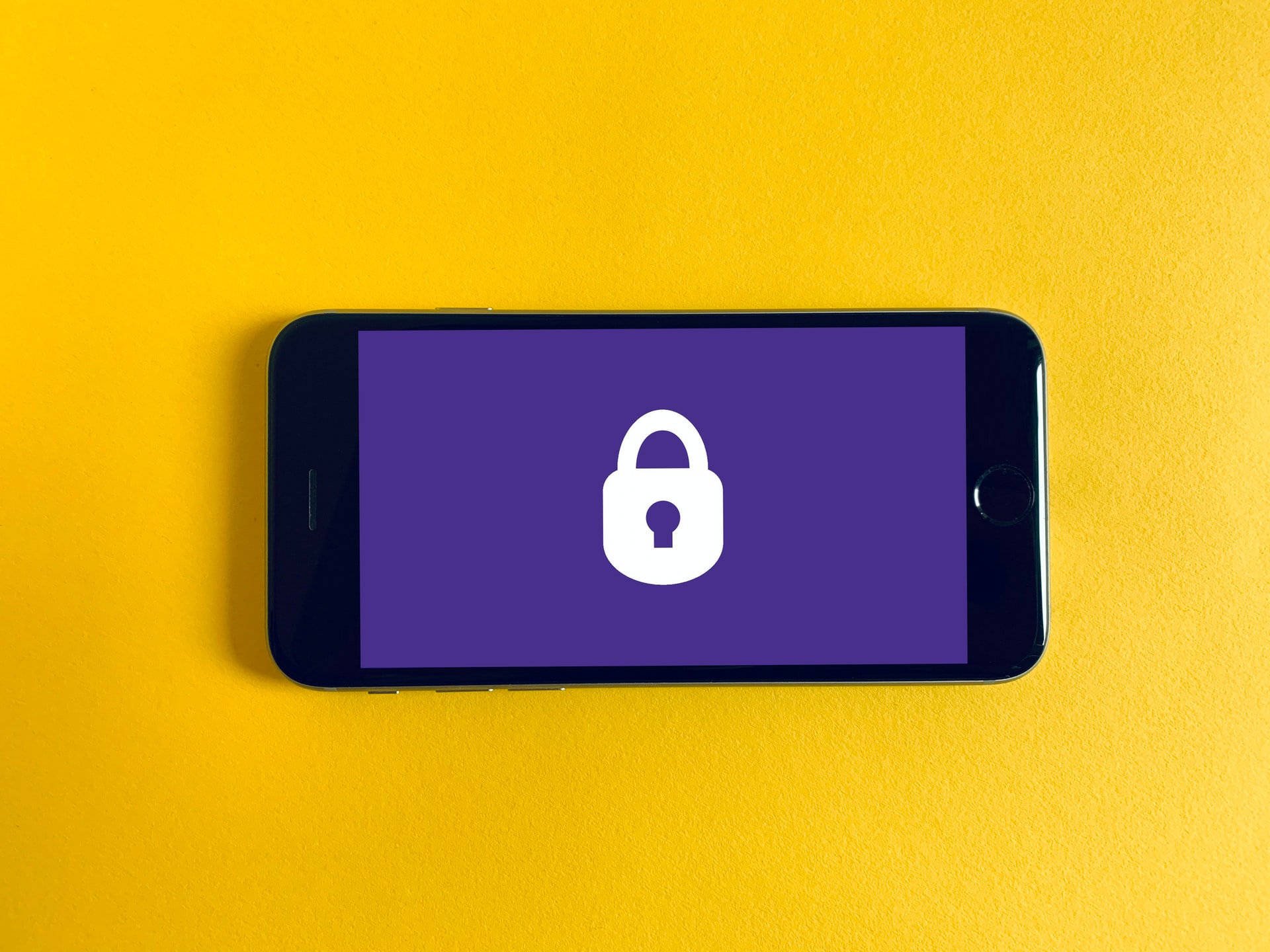 Use SSO to make sure your digital workspace is secure. Image by @franckdo via unsplash